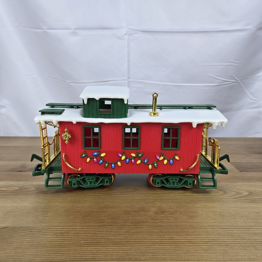 Vintage 1986 New Bright Santa’s Xmas Express Train Passenger Car VTG